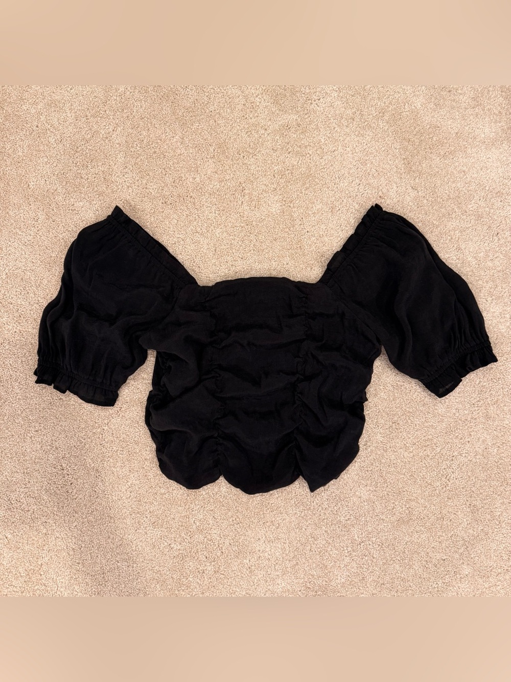 Love Tree Black Off-Shoulder Ruched Crop Top Women’s small